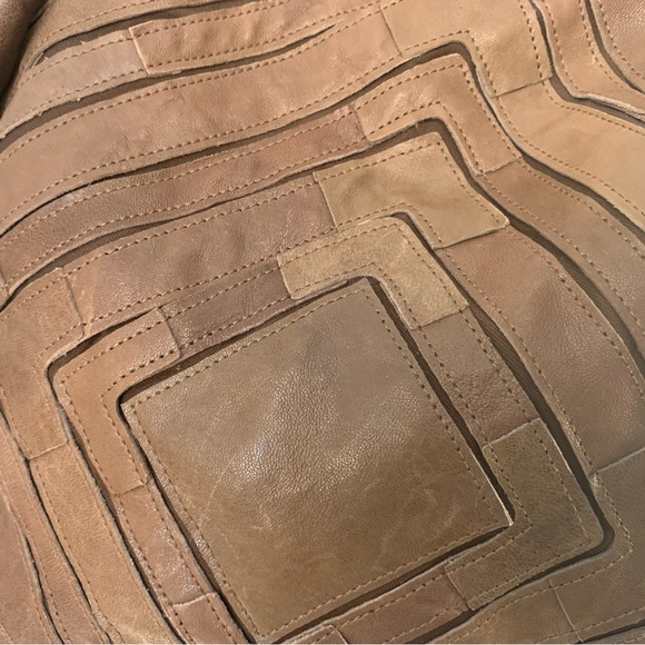 Beatiful leather bag - Picture 2 of 4